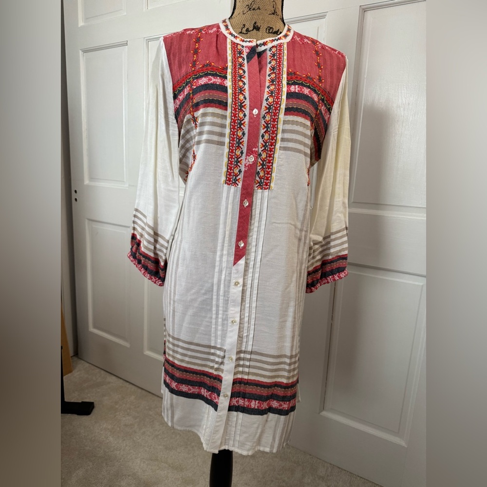 NIC+ZOE White and Red Mandarin Collar Dress with Bishop Sleeves